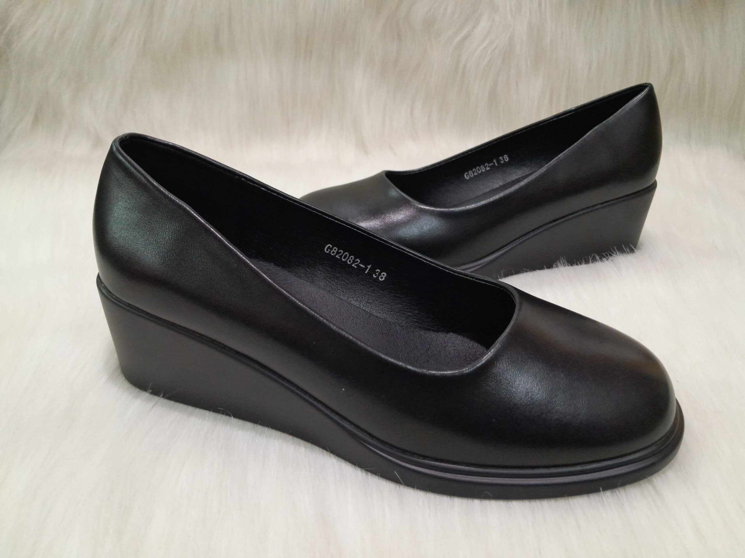 Ladies Wedge Shoe